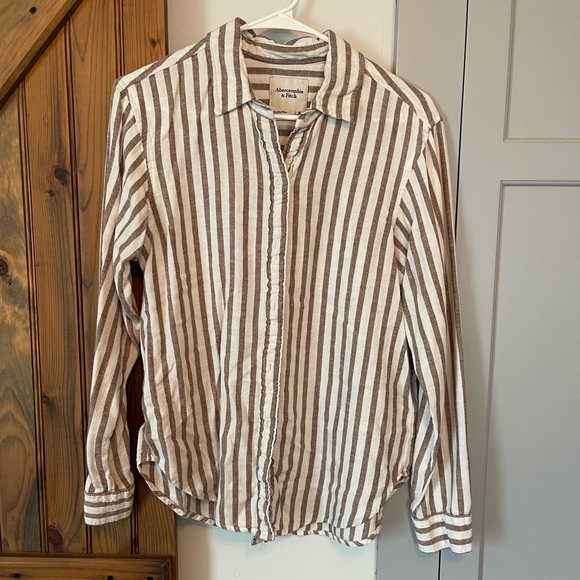 Abercrombie & Fitch Tops - Abercrombie Womens button down